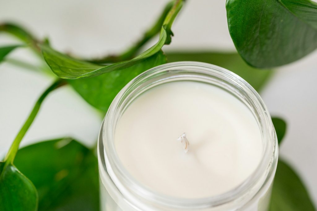 choosing the right wick for scented container candles